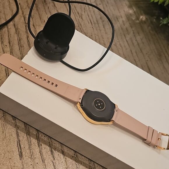 Rose Gold Samsung Smartwatch with Charging Dock - Picture 10 of 12
